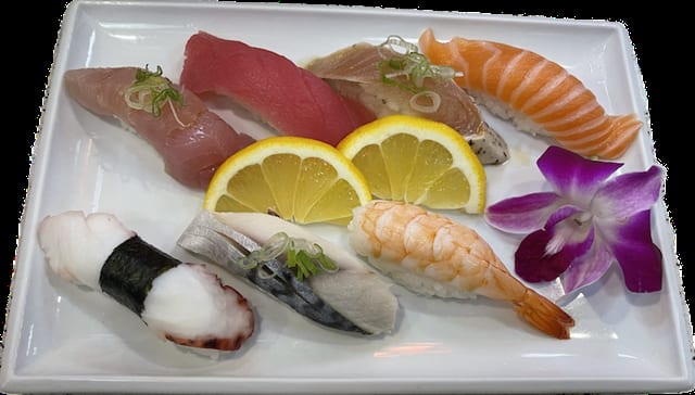 Nigiri Combo.