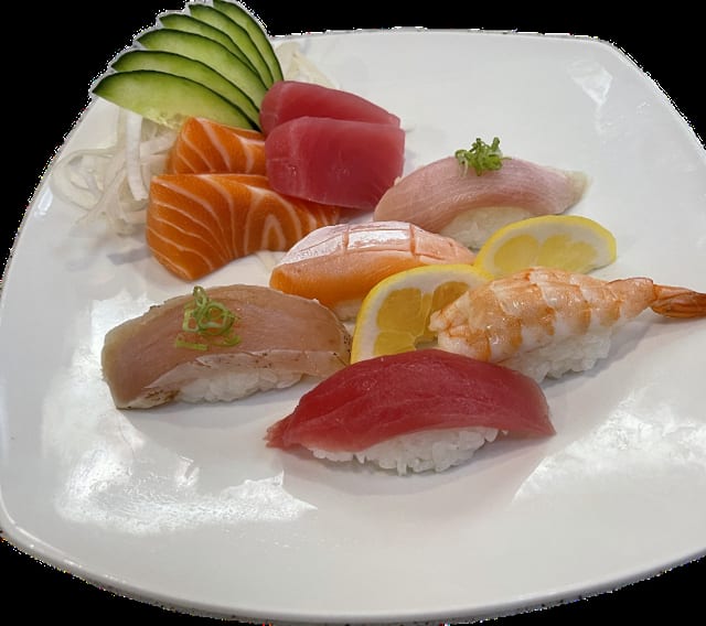 Sushi & Sashimi Combo.