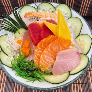Chirasi Sushi