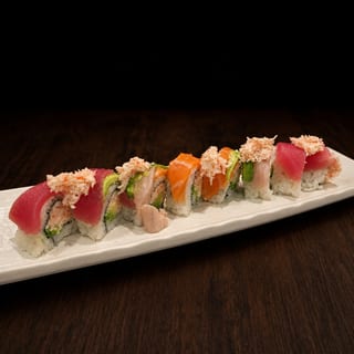Rainbow Roll (8pc)