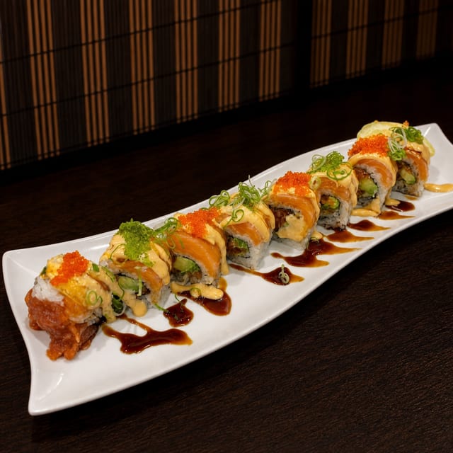 Poke Roll (8pc).